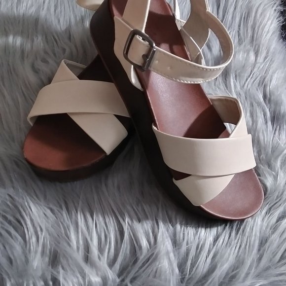 Brand new Estella sandal white ankle - Picture 3 of 6